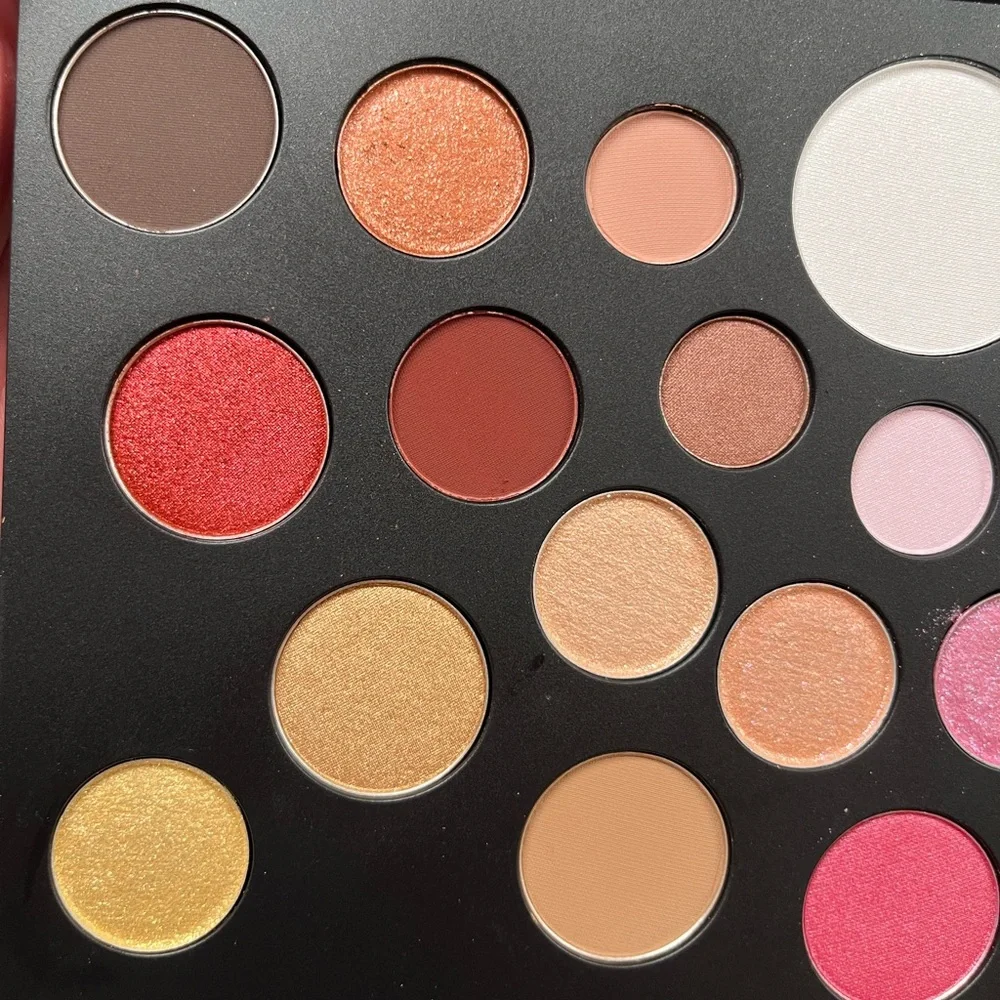 MAC Silver Glitter Makeup Palette